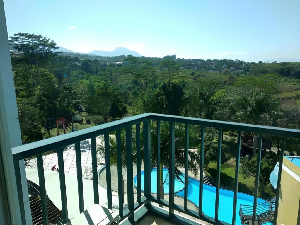 Marbella Hotel Dago Bandung Buitenkant foto