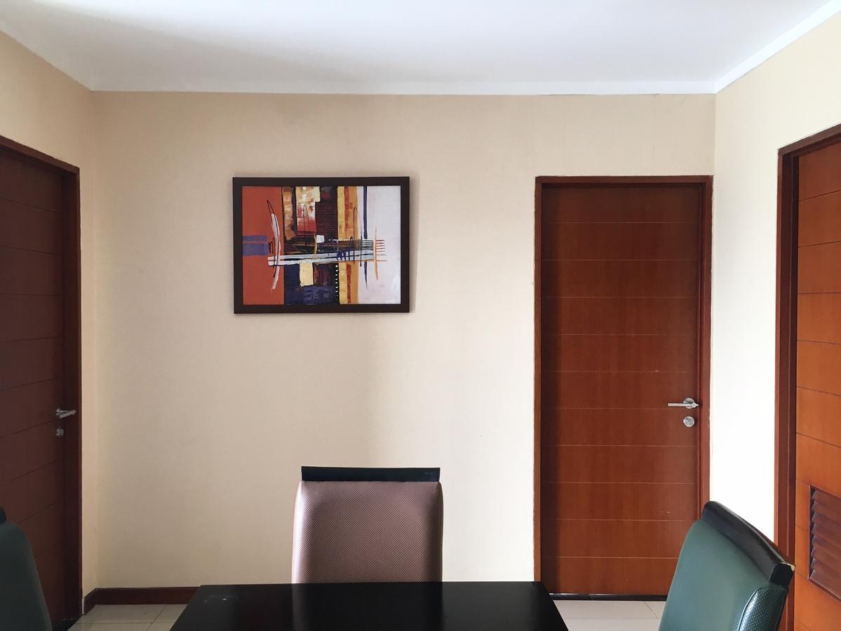 Marbella Hotel Dago Bandung Buitenkant foto